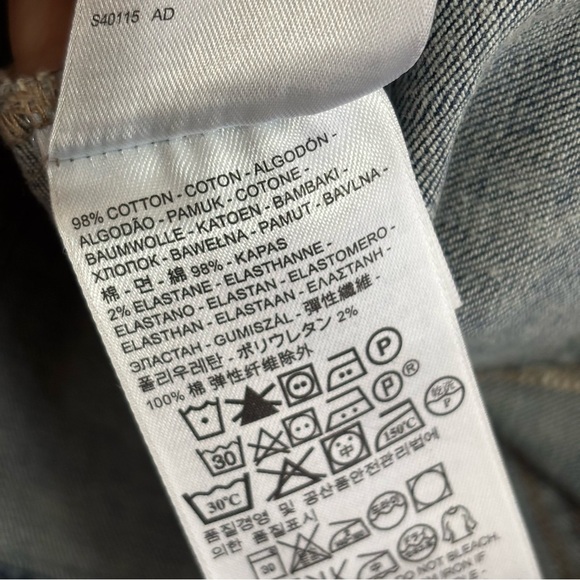 Levi's Blue Denim Jacket with Pink Accents - Picture 7 of 8